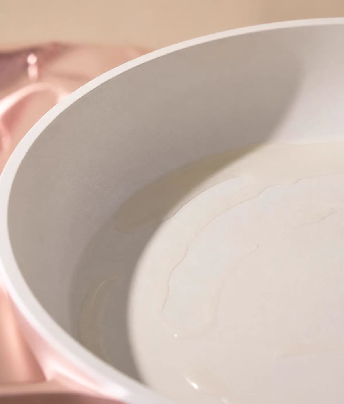 Macro view of the ForgedCeramic cooking surface